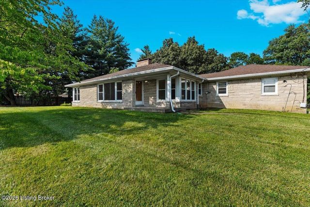 7408 Shepherdsville Rd, Louisville, KY 40219