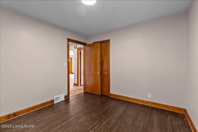 7408 Shepherdsville Rd, Louisville, KY 40219