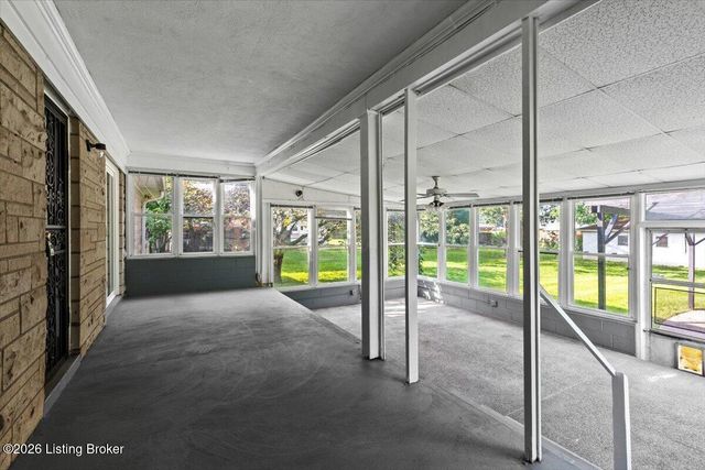 7408 Shepherdsville Rd, Louisville, KY 40219