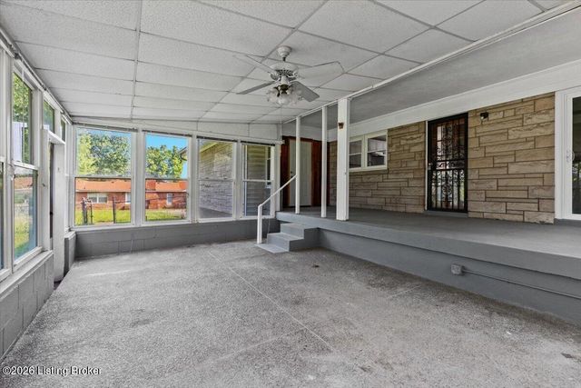 7408 Shepherdsville Rd, Louisville, KY 40219