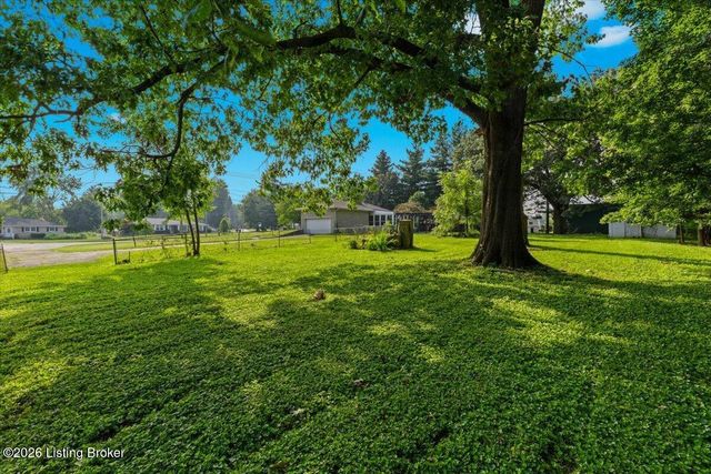 7408 Shepherdsville Rd, Louisville, KY 40219
