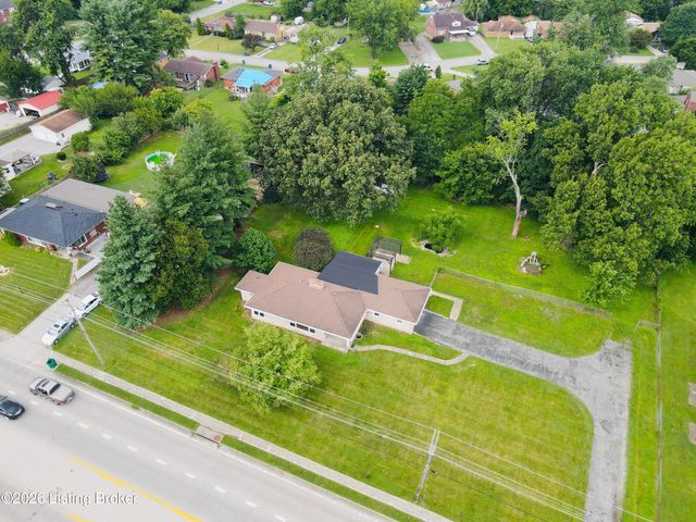 7408 Shepherdsville Rd, Louisville, KY 40219
