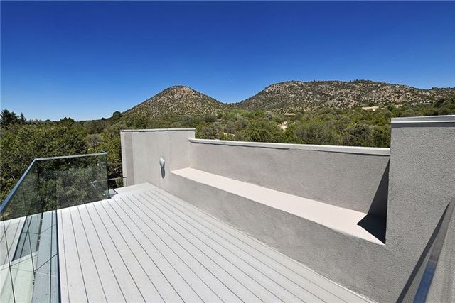 4007 Old Santa Fe Trail, Santa Fe, NM 87505