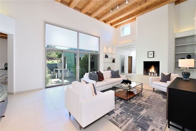 4007 Old Santa Fe Trail, Santa Fe, NM 87505