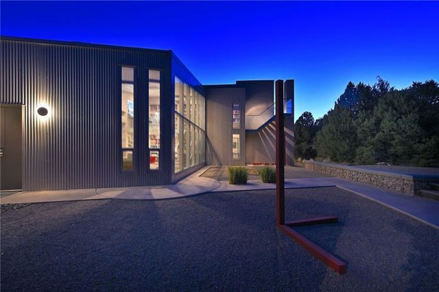 4007 Old Santa Fe Trail, Santa Fe, NM 87505