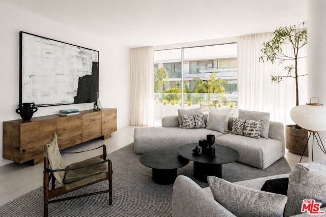 9200 Wilshire Blvd 201W, Beverly Hills, CA 90212