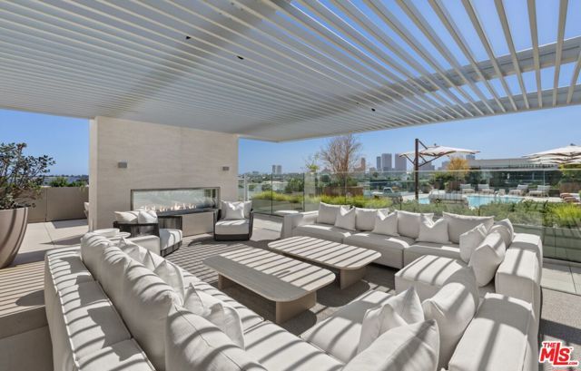 9200 Wilshire Blvd 201W, Beverly Hills, CA 90212