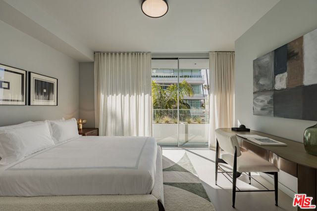 9200 Wilshire Blvd 201W, Beverly Hills, CA 90212