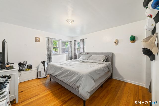 21 Fountain Terrace, New Haven, CT 06515