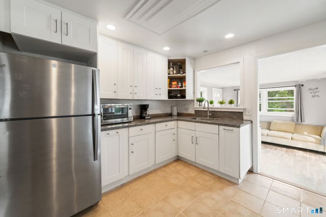 21 Fountain Terrace, New Haven, CT 06515