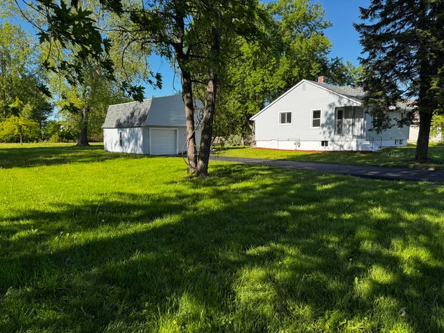 2851 44th Street, Highland, IN 46322