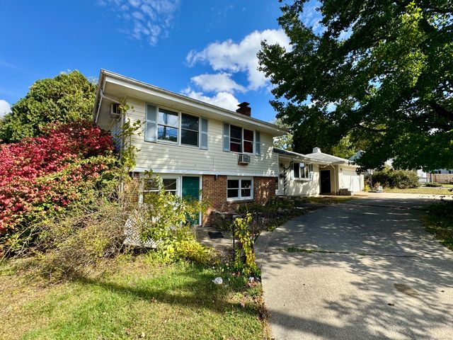 27 Sycamore Road, Norwich, CT 06360