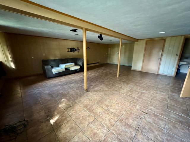 27 Sycamore Road, Norwich, CT 06360