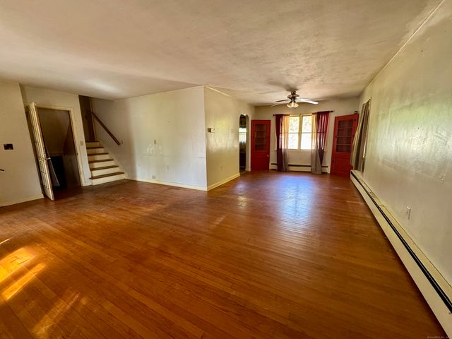 27 Sycamore Road, Norwich, CT 06360