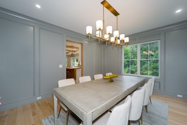 19 Morrill Dr, Wayland, MA 01778