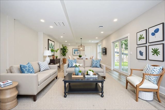 19 Morrill Dr, Wayland, MA 01778