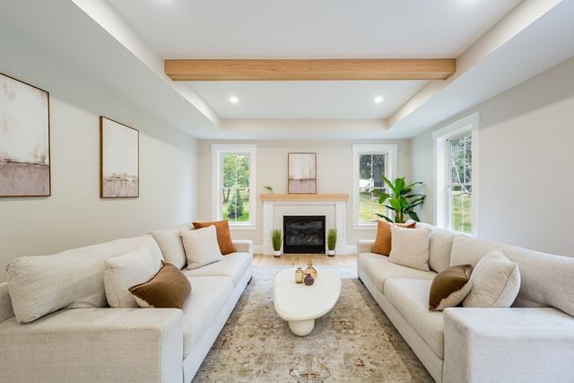 19 Morrill Dr, Wayland, MA 01778