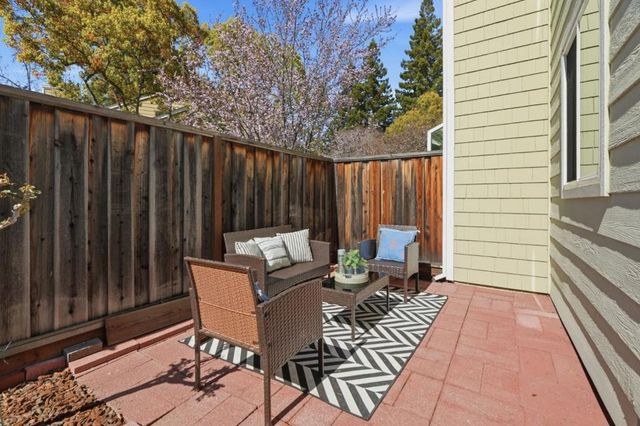 181 Ada Avenue 50, Mountain View, CA 94043