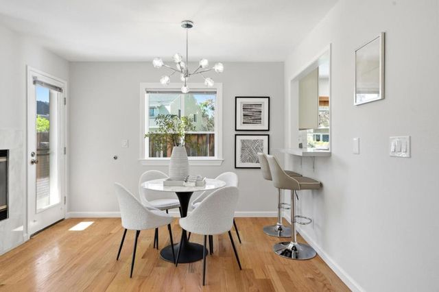 181 Ada Avenue 50, Mountain View, CA 94043