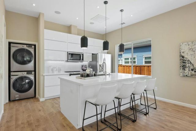 387 N 12th Street, San Jose, CA 95112