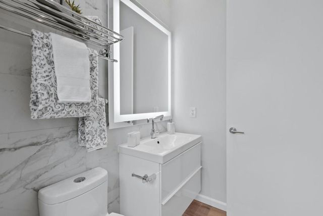 387 N 12th Street, San Jose, CA 95112