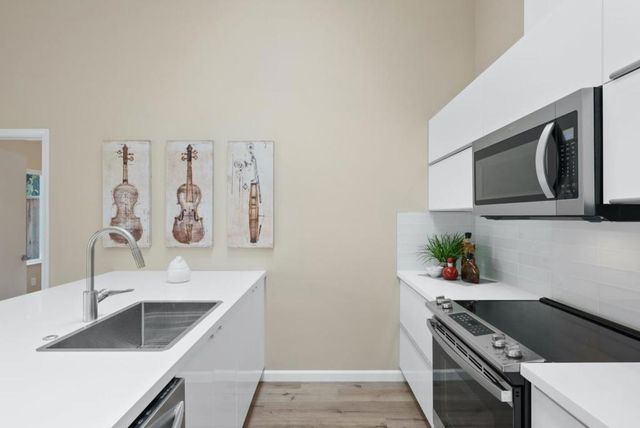387 N 12th Street, San Jose, CA 95112