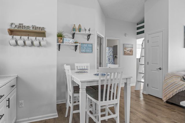 913 Charles St., North Myrtle Beach, SC 29582