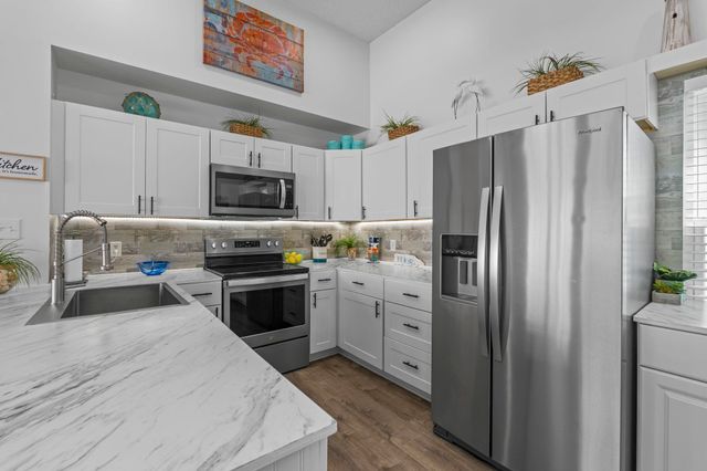 913 Charles St., North Myrtle Beach, SC 29582