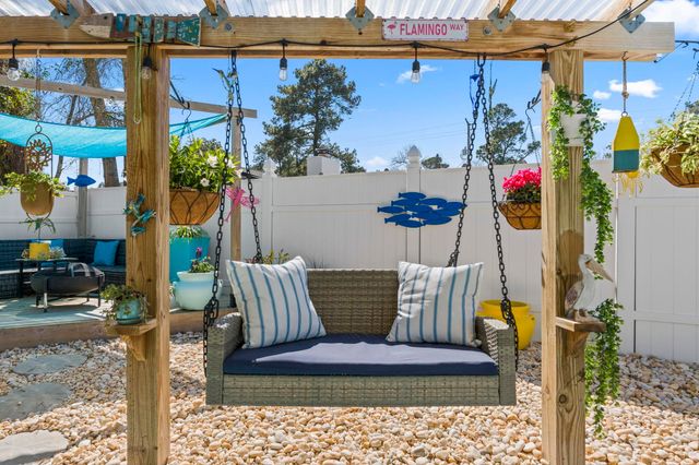 913 Charles St., North Myrtle Beach, SC 29582