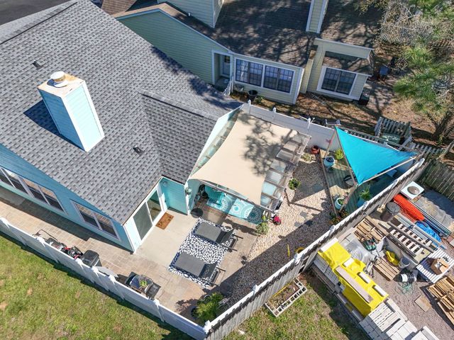 913 Charles St., North Myrtle Beach, SC 29582