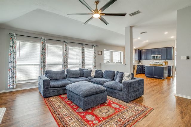 8853 Trace Ridge Parkway, Fort Worth, TX 76244