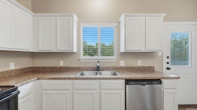 145 ROSEDALE AVE, New Braunfels, TX 78130