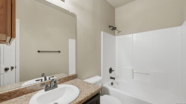 145 ROSEDALE AVE, New Braunfels, TX 78130