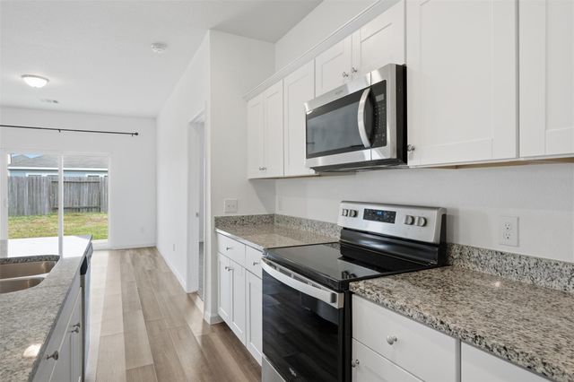 992 Blue Beech Lane, Brookshire, TX 77423