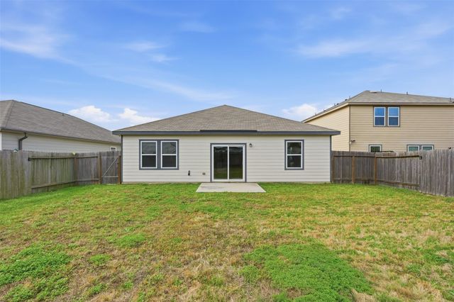 992 Blue Beech Lane, Brookshire, TX 77423