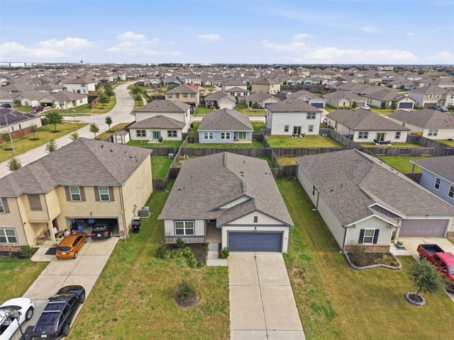 992 Blue Beech Lane, Brookshire, TX 77423