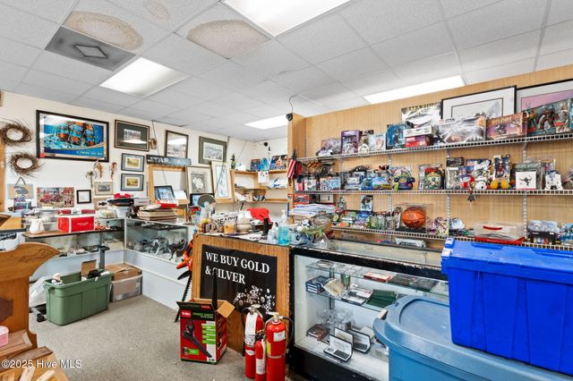 7227 Beach Drive SW, Ocean Isle Beach, NC 28469