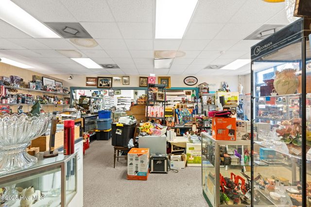 7227 Beach Drive SW, Ocean Isle Beach, NC 28469