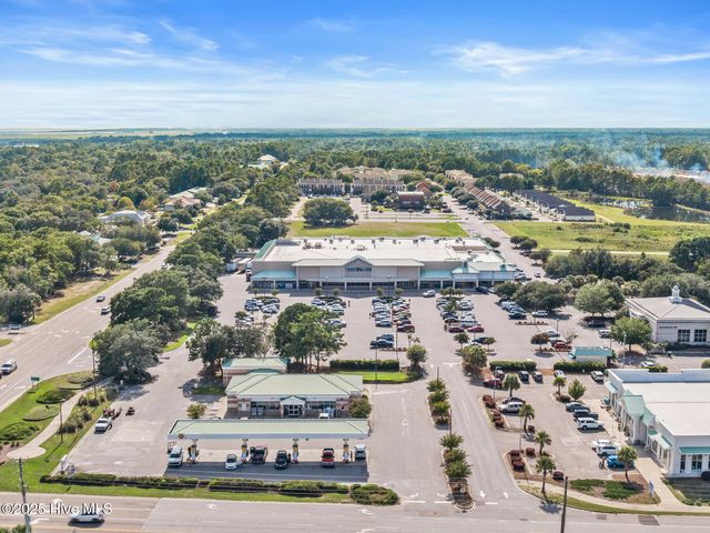 7227 Beach Drive SW, Ocean Isle Beach, NC 28469