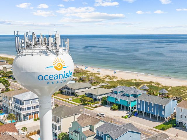 7227 Beach Drive SW, Ocean Isle Beach, NC 28469