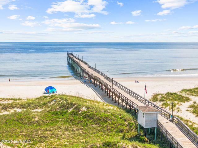 7227 Beach Drive SW, Ocean Isle Beach, NC 28469