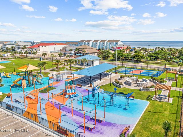 7227 Beach Drive SW, Ocean Isle Beach, NC 28469