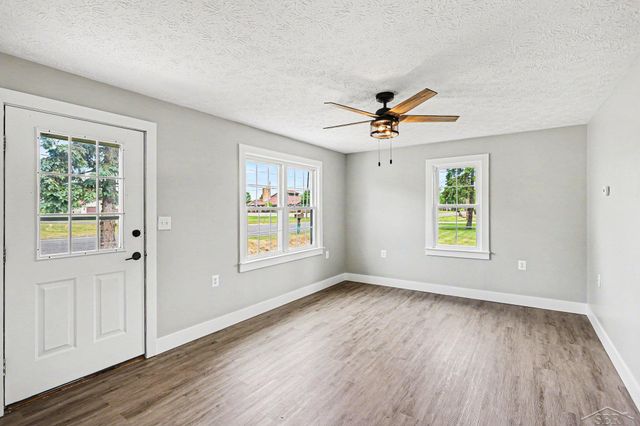 4559 2 Mile Road, Bay City, MI 48706