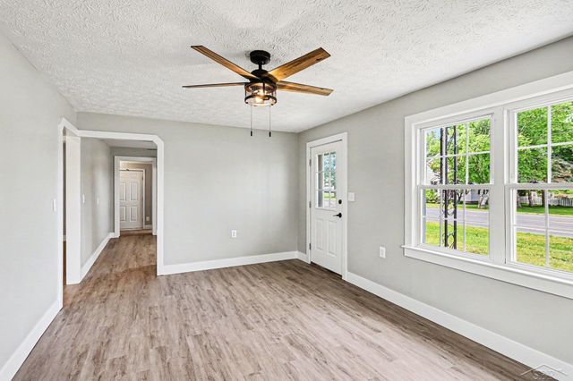4559 2 Mile Road, Bay City, MI 48706