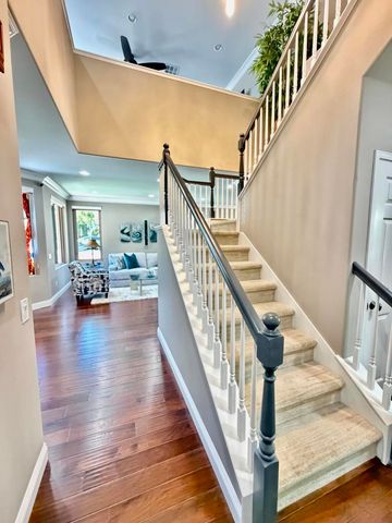4982 Crestview Drive, Carlsbad, CA 92008