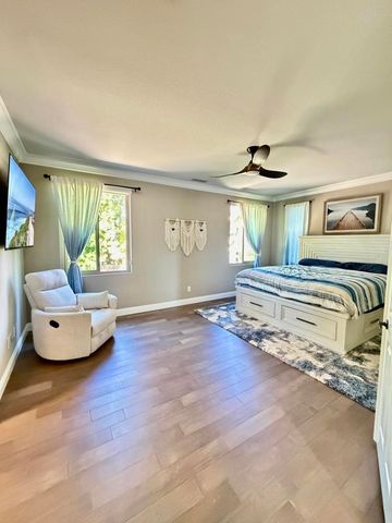 4982 Crestview Drive, Carlsbad, CA 92008