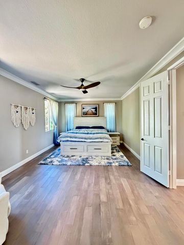 4982 Crestview Drive, Carlsbad, CA 92008
