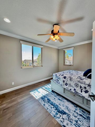 4982 Crestview Drive, Carlsbad, CA 92008
