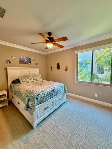 4982 Crestview Drive, Carlsbad, CA 92008