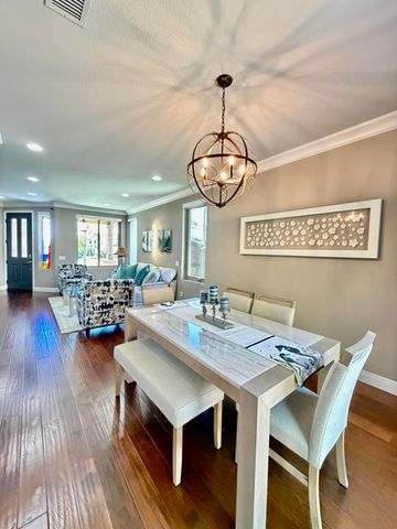 4982 Crestview Drive, Carlsbad, CA 92008